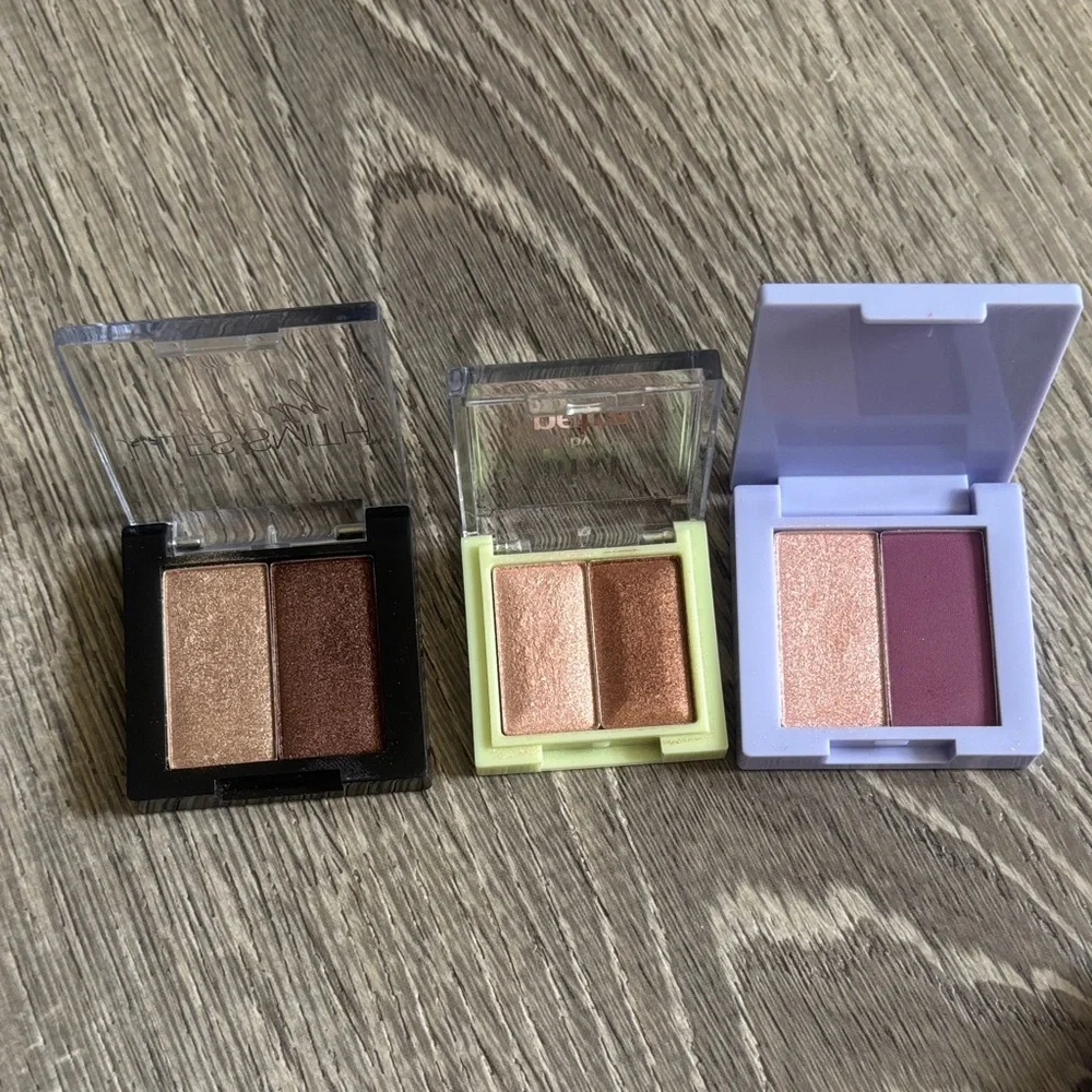 Makeup bundle
